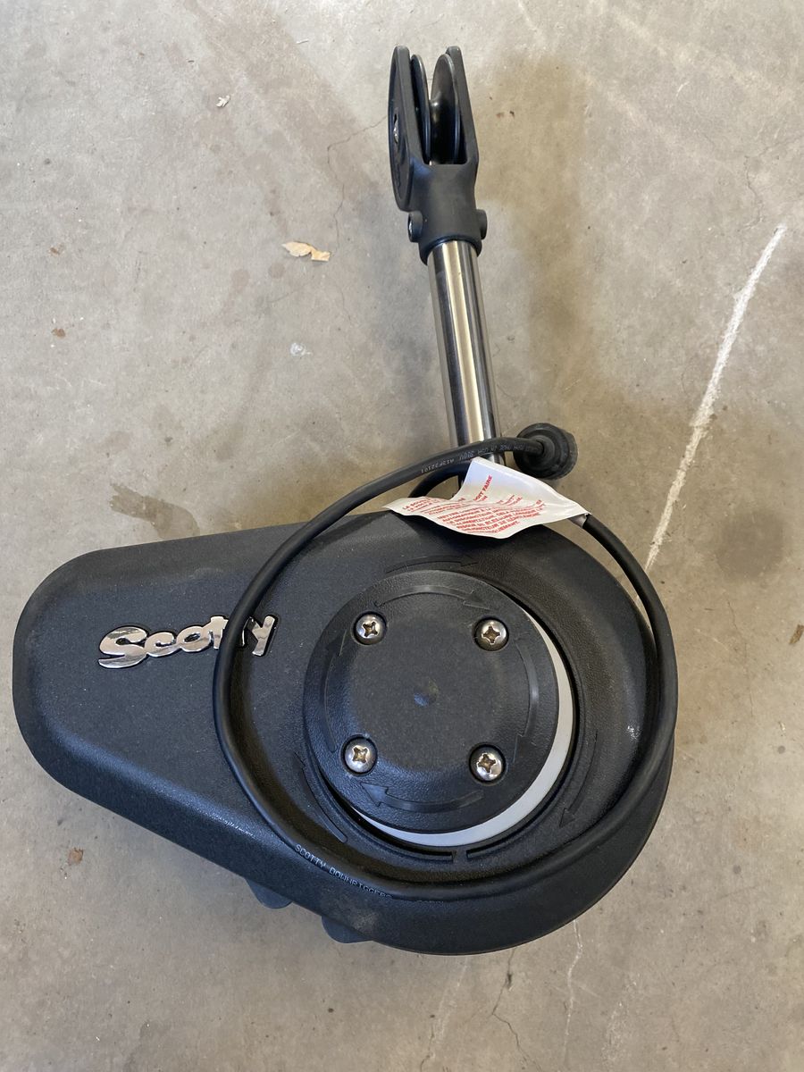 Scotty crap winch