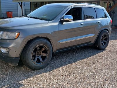 2011 Jeep Grand Cherokee Overland 5.7 Hemi