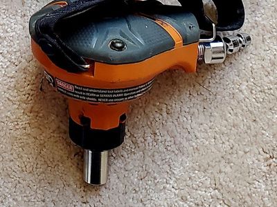 Ridgid R50100 1-inch Palm Air Nailer Pneumatic Tool with Strap, Used