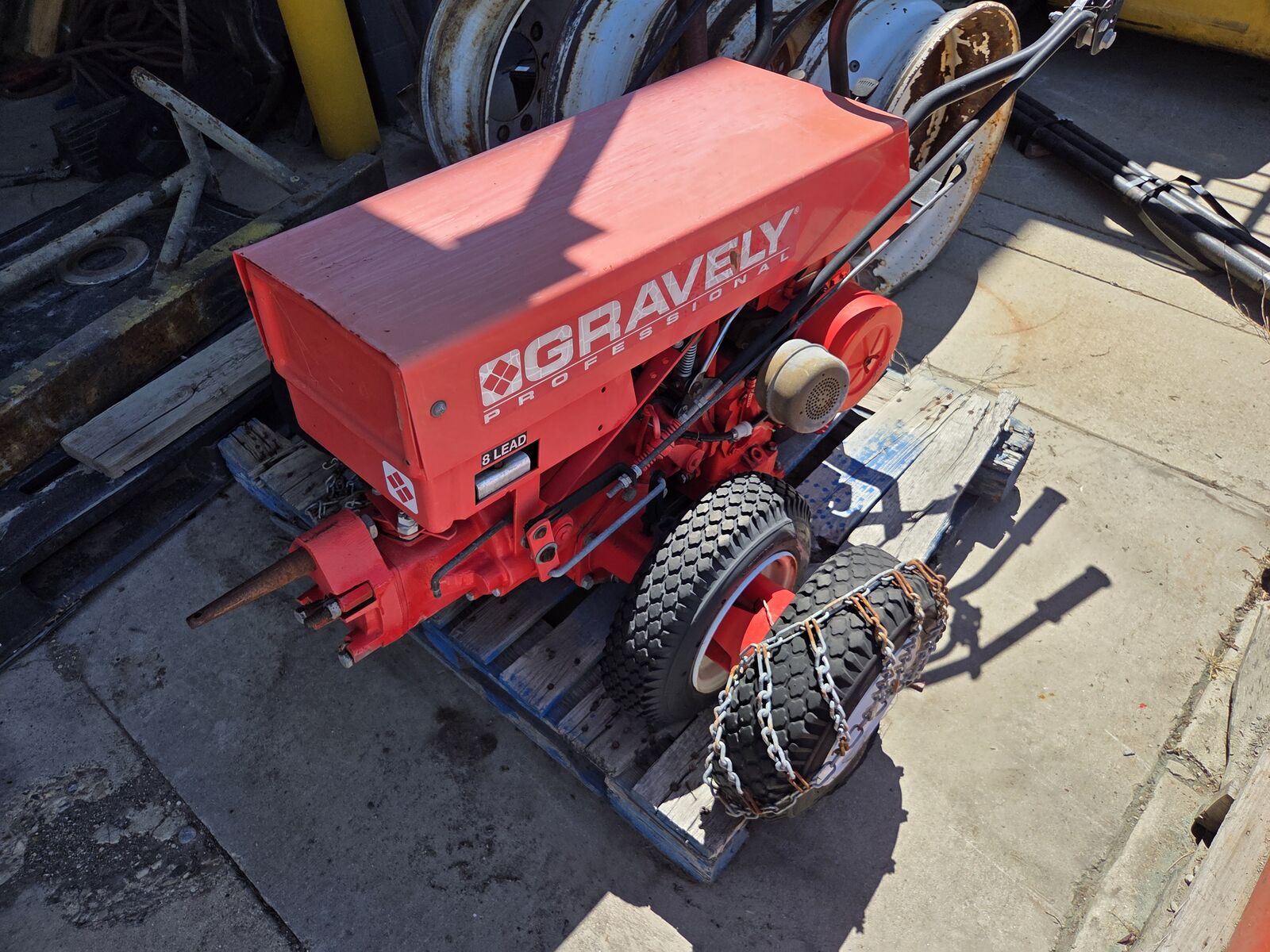 Gravely 985108 Utility tractor