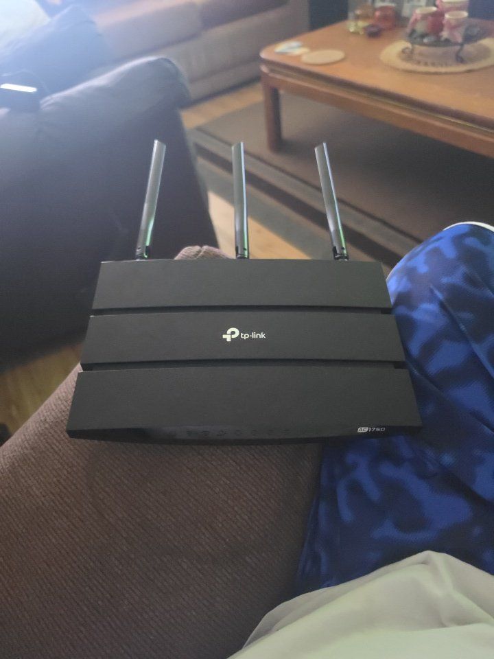 TP-Link Archer CR700 AC1750  Smart WiFi Router/Modem - Dual Band Gigabit