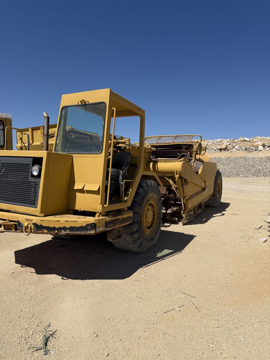 CAT 613  Scraper  Industrial Earthmoving Machine, Used