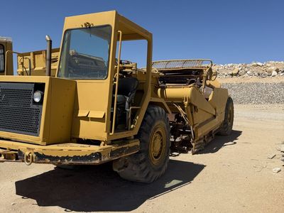 CAT 613 Scraper Industrial Earthmoving Machine, Used
