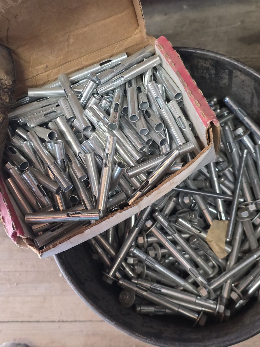 3/8" x 2-1/2" Sleeve Anchors + Misc. Butterfly Anchors