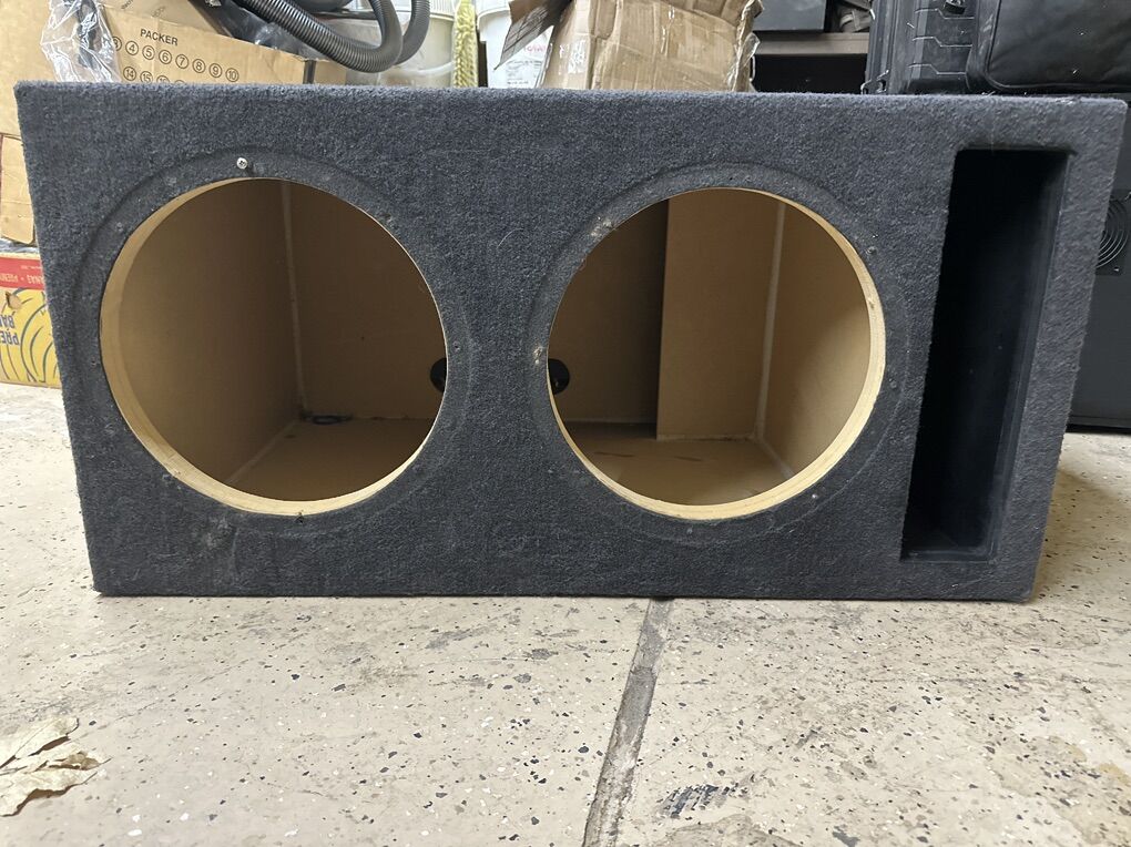 Dual 12 Subwoofer Box