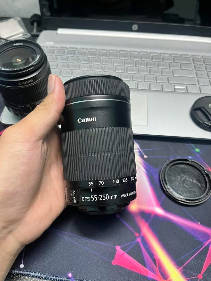 Canon 55-250 stm, like new w box