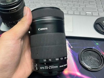 Canon 55-250 stm, like new w box