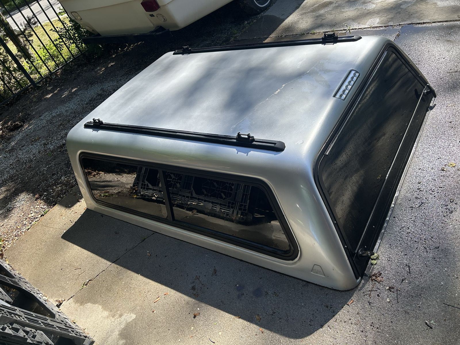 Toyota topper