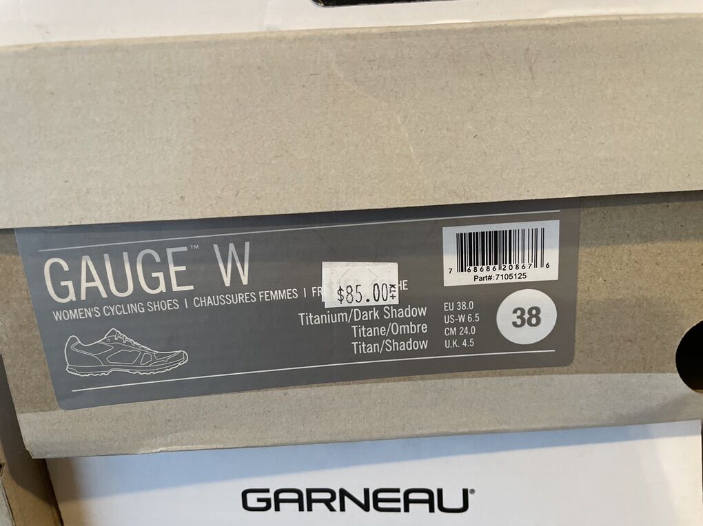 New giro Gauge Women's 6.5 Or 38