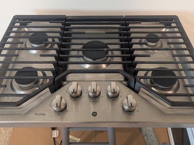 GE Profile 30" 5 burner gas cooktop stainless (PGP7030SLSS)