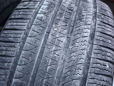 285/45R22 Pirelli Scorpion Zero 285 45 22