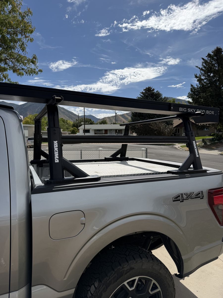 Yakima Overhaul HD Truck Rack