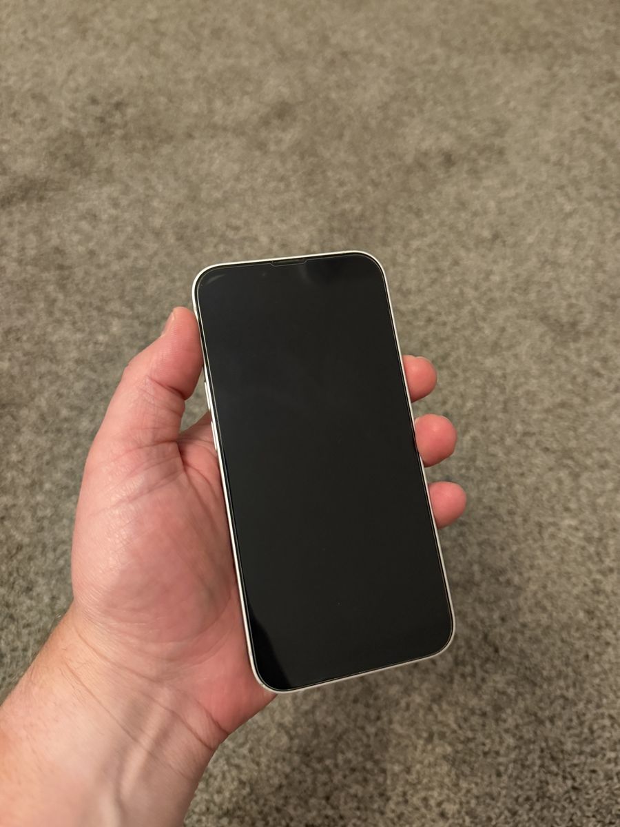 iPhone 16e White Unlocked 128GB