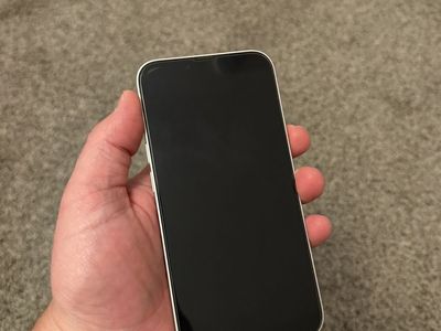 iPhone 16e White Unlocked 128GB