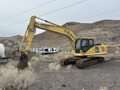 Komatsu PC200LC