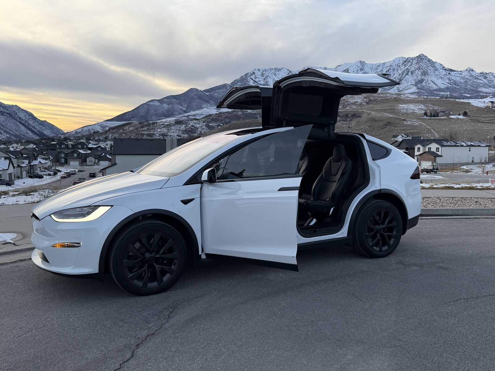 2023 Tesla Model X Base