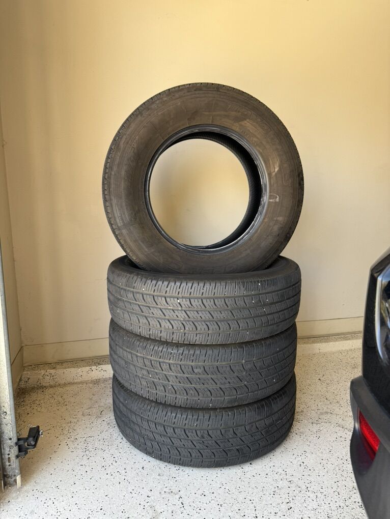 Toyo Open Country H/T 2 Tires 245/70/r17