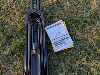 Yakima HighRoad Rooftop Upright Bike Mount