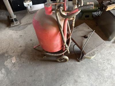 Sand blaster