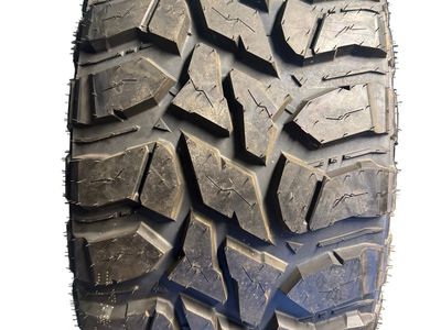 2 NOS GOODTRIP GS-67 M/T BSW LT 37 13.5 24 124Q 12PLY MUD TERRAIN TIRE PENB9MB