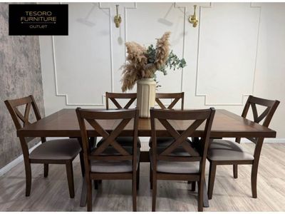 LATHAN MODERN DINING SET WE OFFER DELIVERY