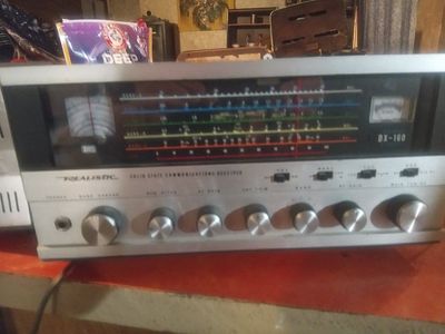 Realistic DX-160 Solid State Communications Receiver Vintage Radio