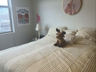 Beauty Rest King Bed and Adjustable Bed Frame