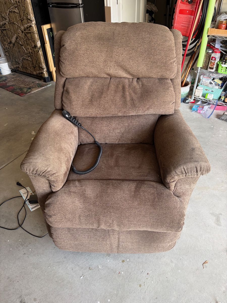 Lazy Boy Lift Chair Recliner