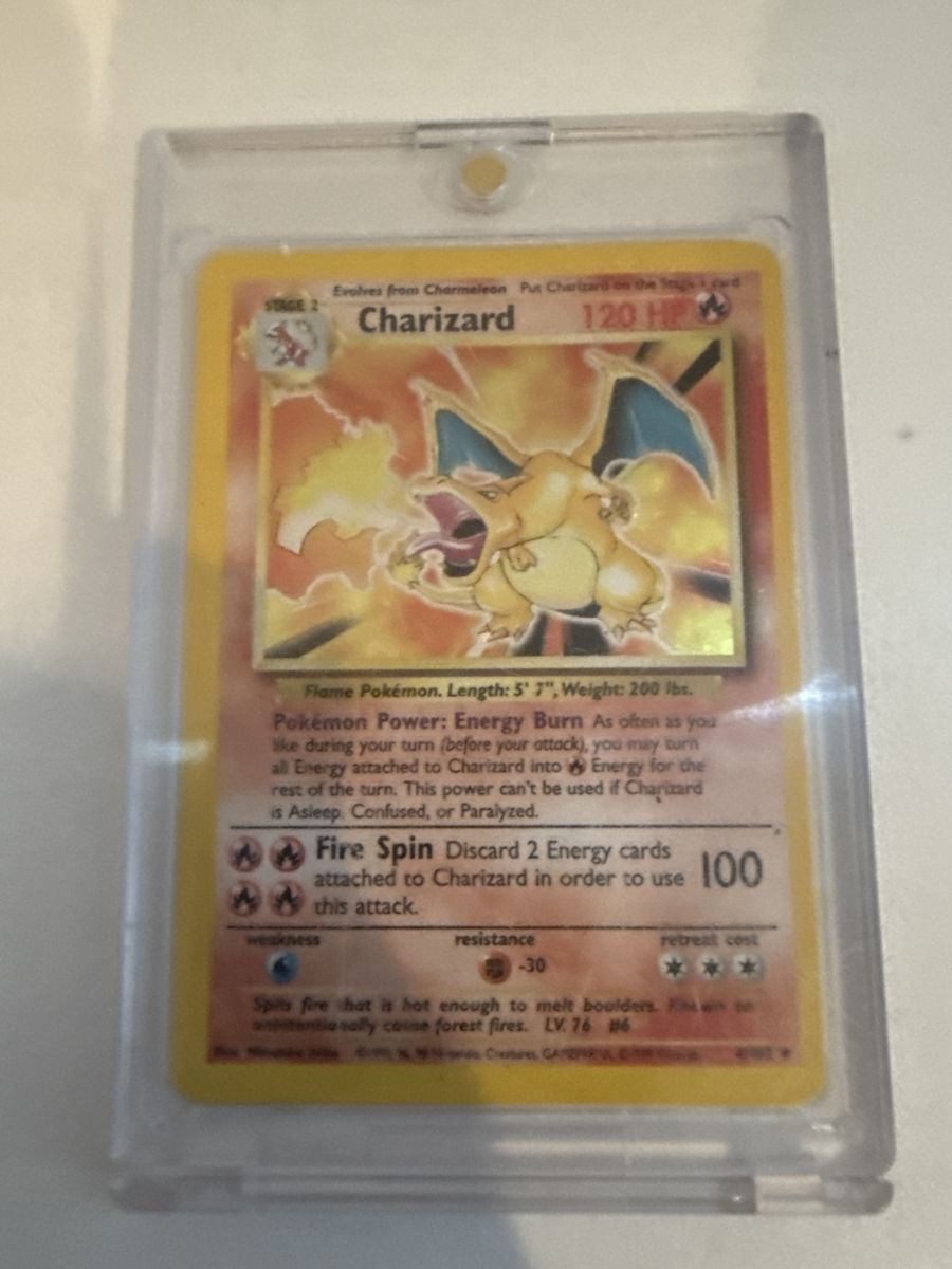 Charizard 1999 Pokémon card
