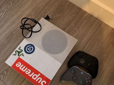 Xbox One S 500gb with Xbox Elite Controller + 1 Additional Controller