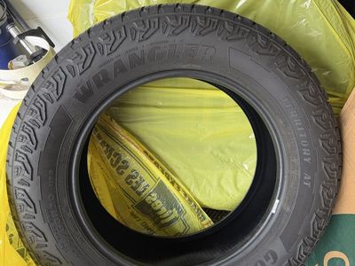 Goodyear Wrangler Territory AT 275/60R20