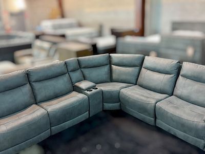 Gilman Creek Power Reclining Sectional - WAREHOUSE SALE