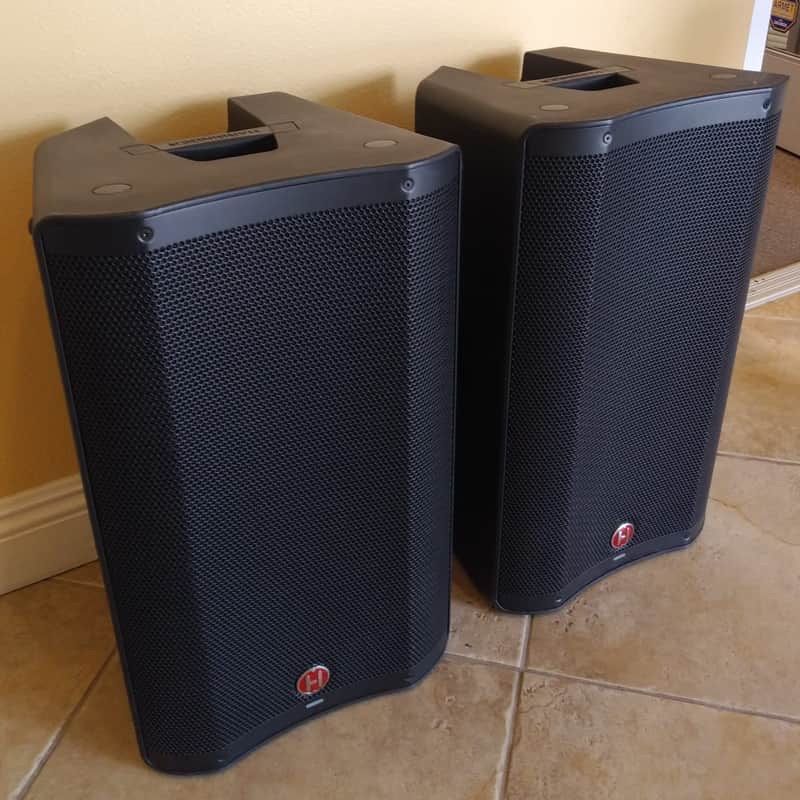 Harbinger VARI V2315 15" Powered speakers, READ DESCRIPTION PLEASE..