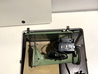 VTG Singer Sewing Machine 185K