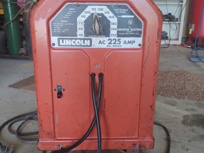Lincoln 225 amp Welder