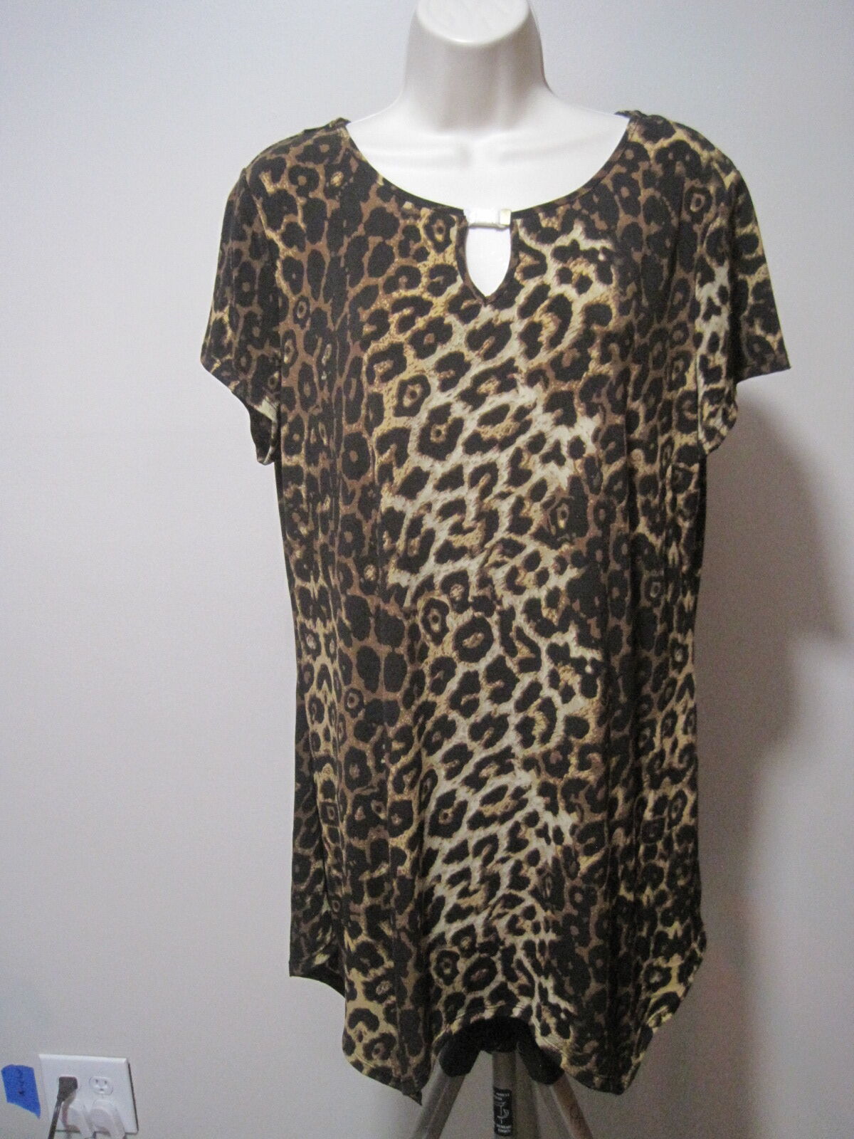 RUSSELL KEMP Women's Large Brown Animal Print "Mix Master" Shark Bite Hem Tunic