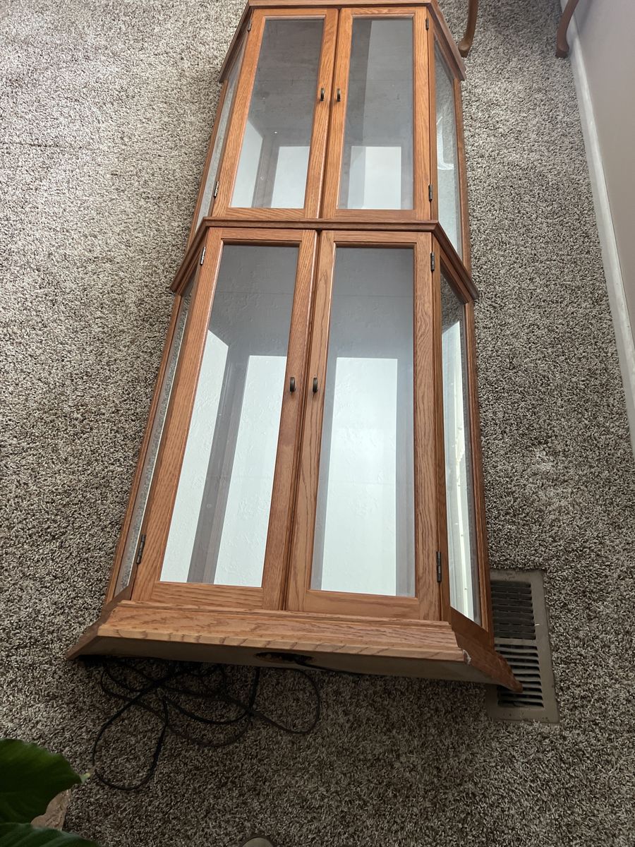 Curio wooden Display Cabinet with Glass Doors and Shelves - Excellent Condition