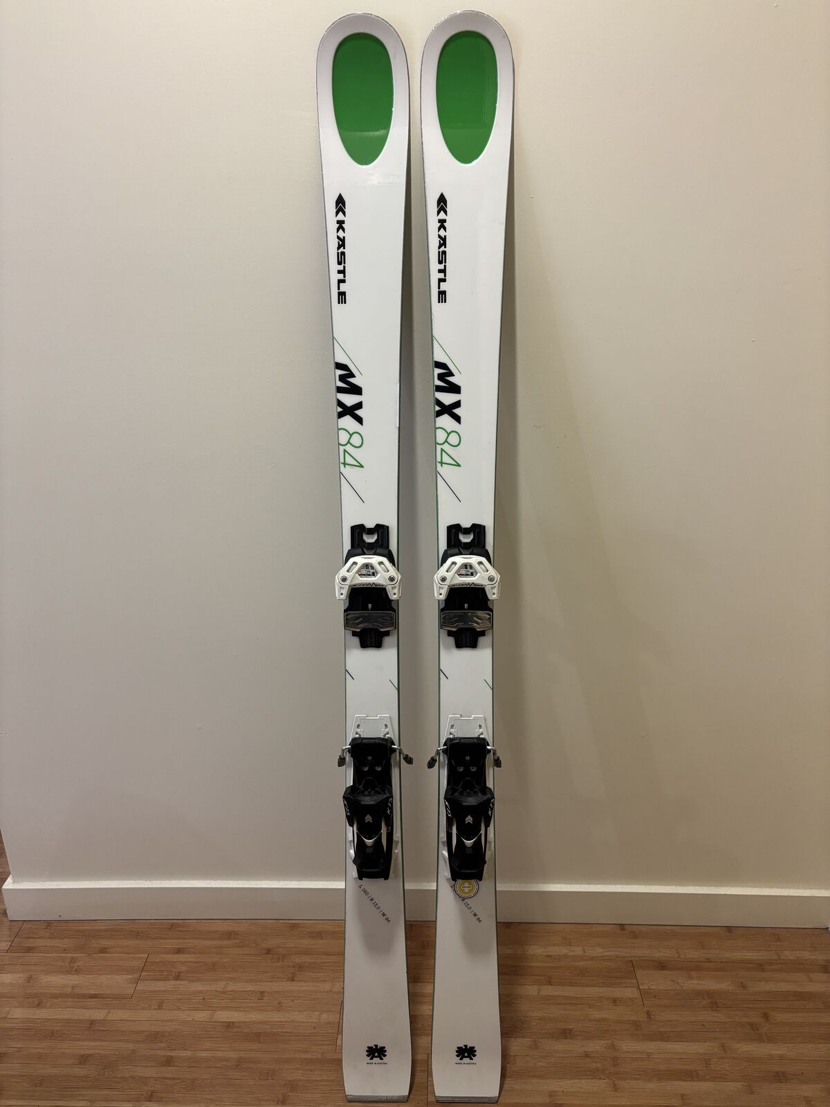 Kastle MX84 with K13 Attack bindings