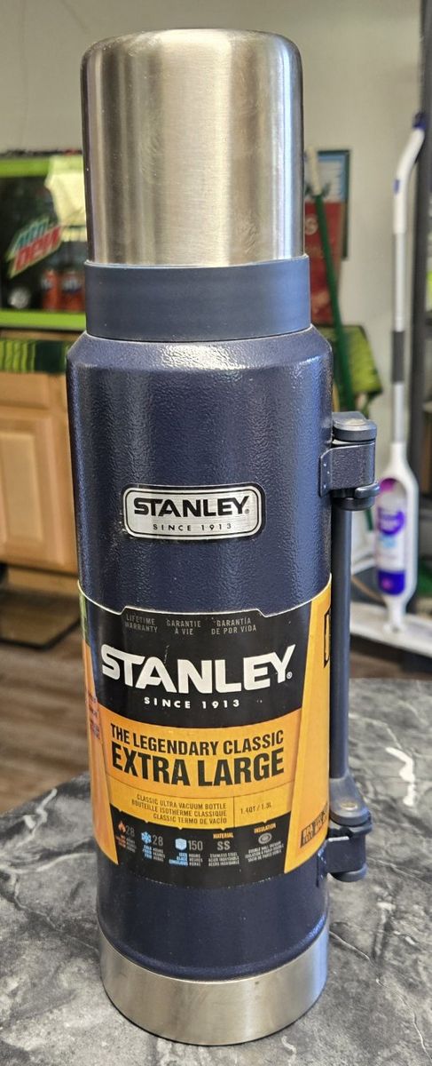 Stanley Classic Extra Large 1.4 Qt Navy Vacuum Insulated Bottle - Holds Hot/Cold for 28 Hrs