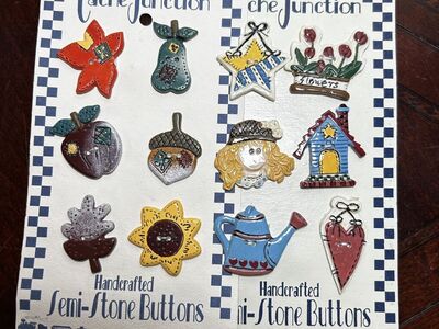 12 NEW Novelty Buttons Country Juvenile Crafty