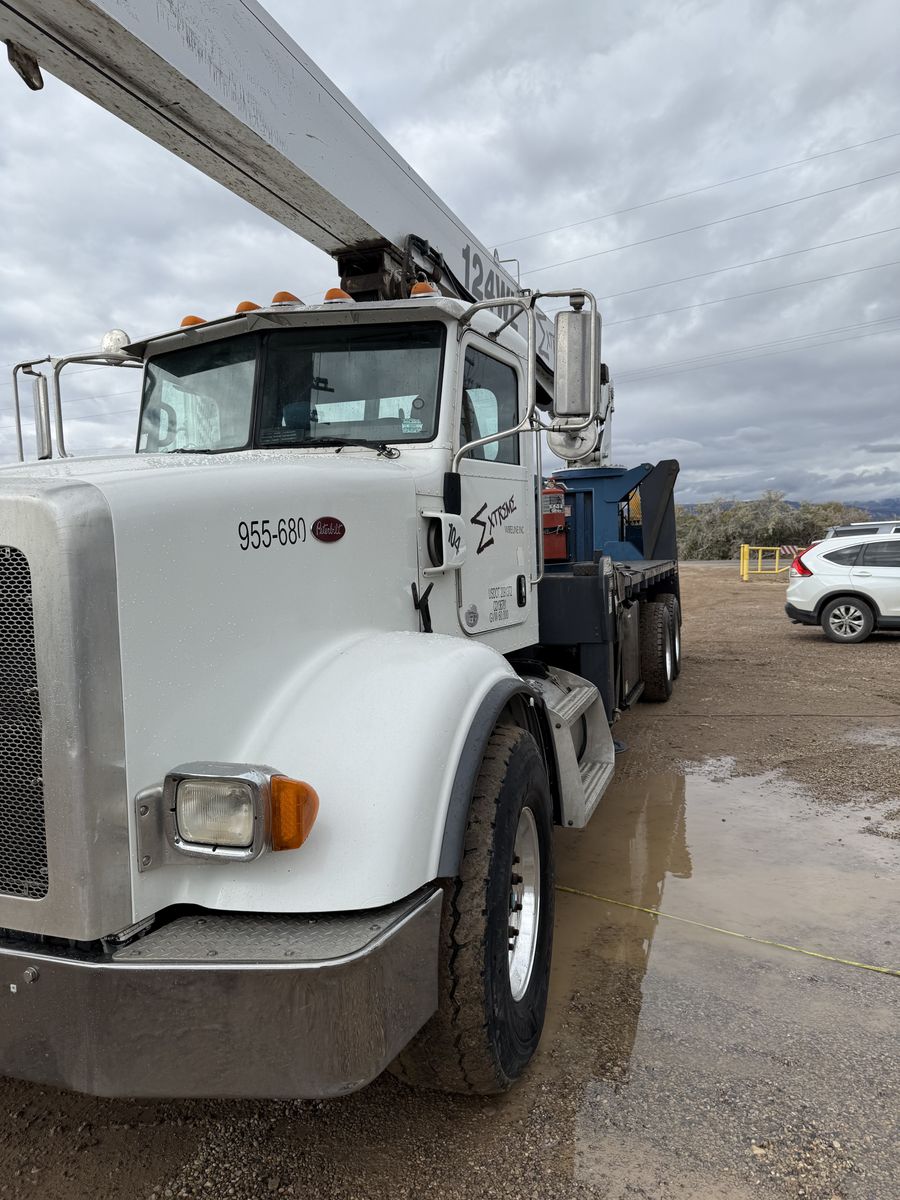 Peterbilt Conventional Crane