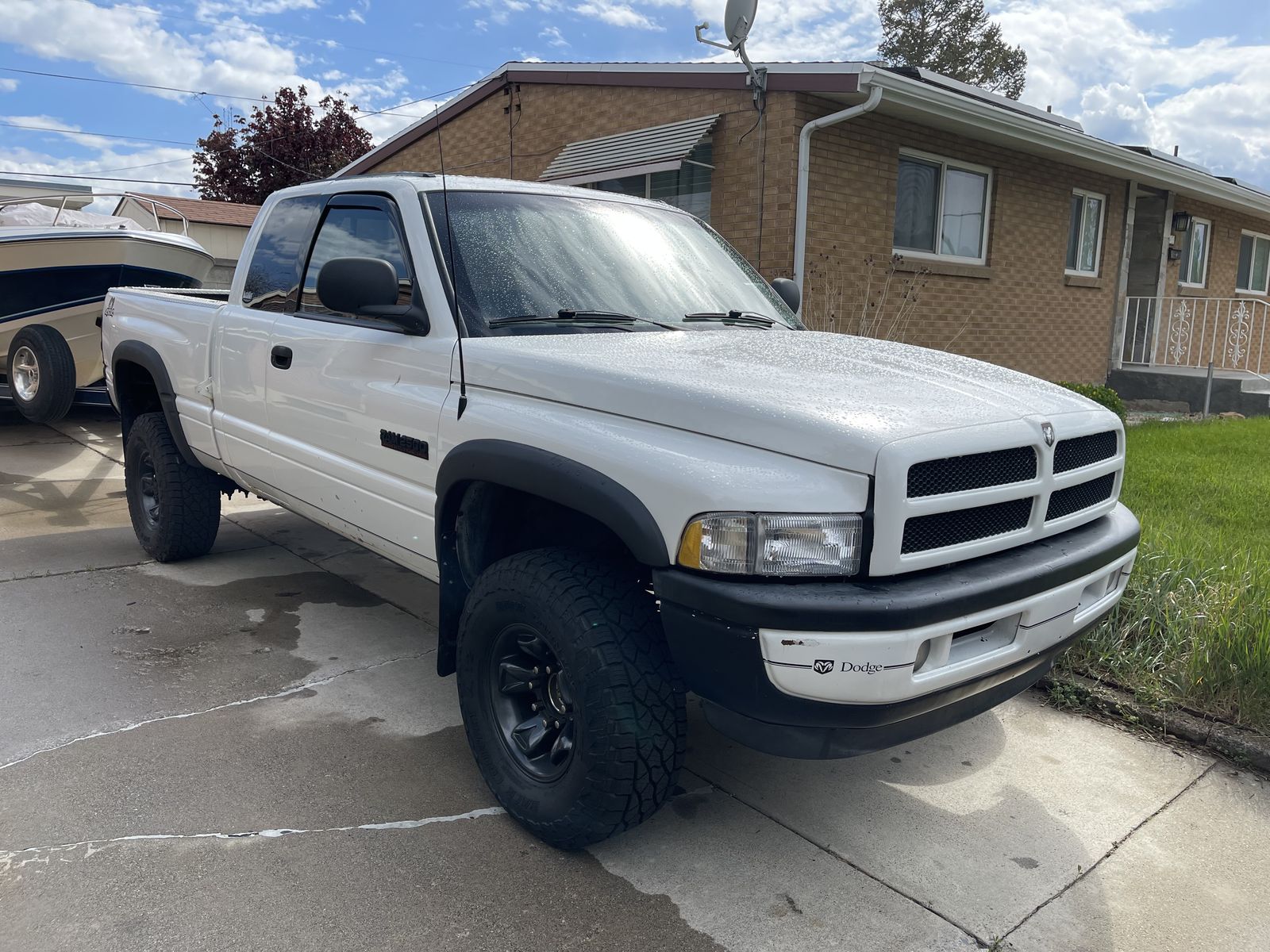 1998 DODGE RAM 2500 ST