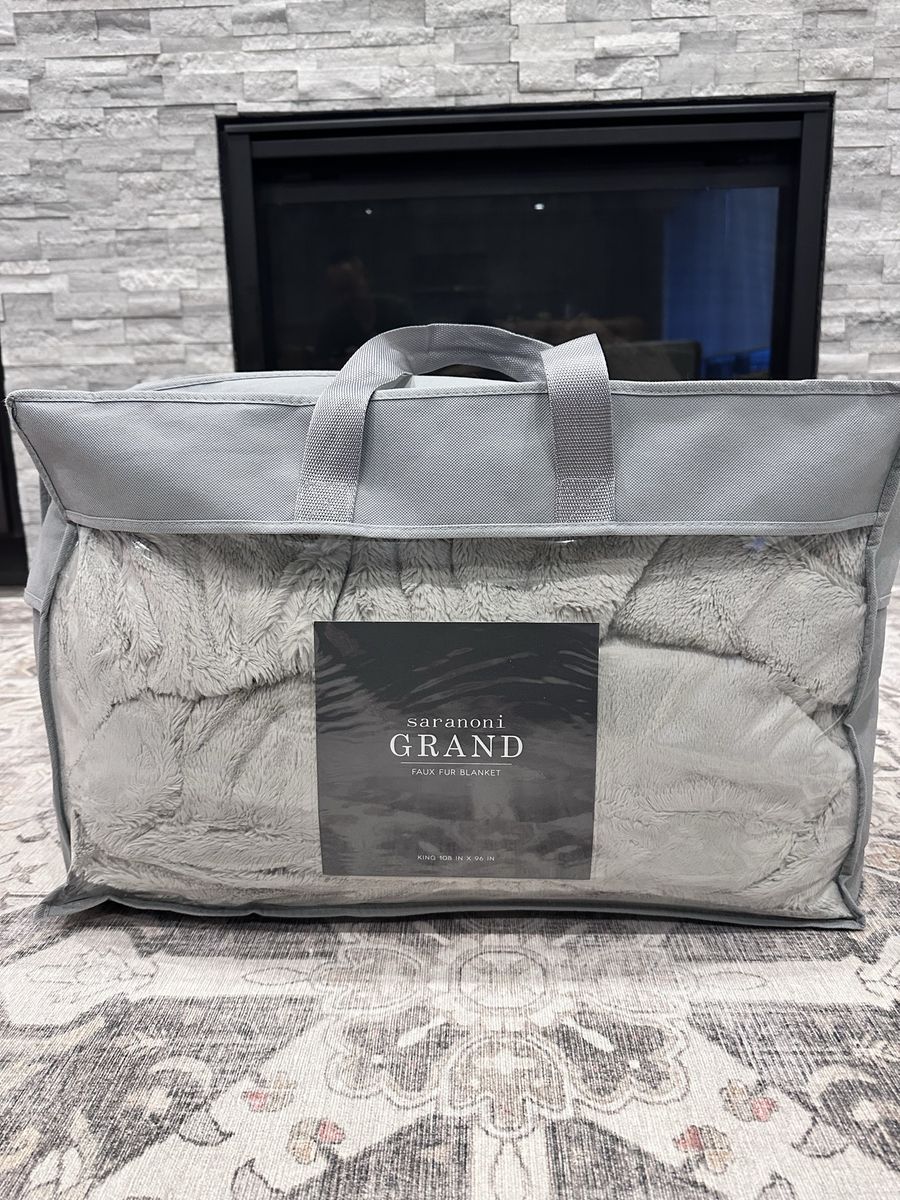 Saranoni Grand Faux Fur Blanket King