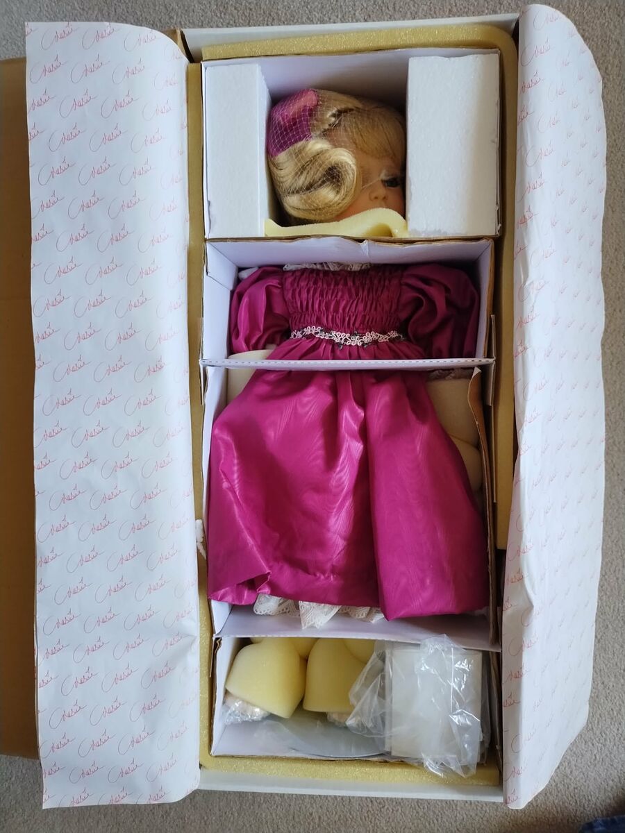 Marie Osmond Helena 24" Porcelain Doll