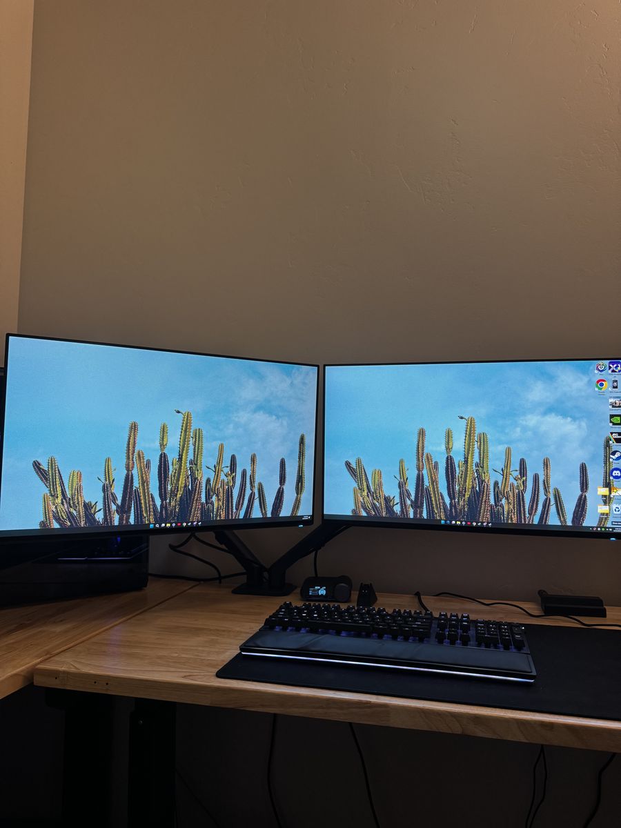 GAMING PC 3080 ti w/ Alienware Monitors 240hz