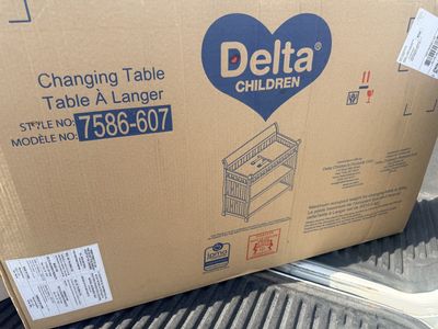 Delta Children Wooden Changing Table & 4-in-1 Convertible Crib Set