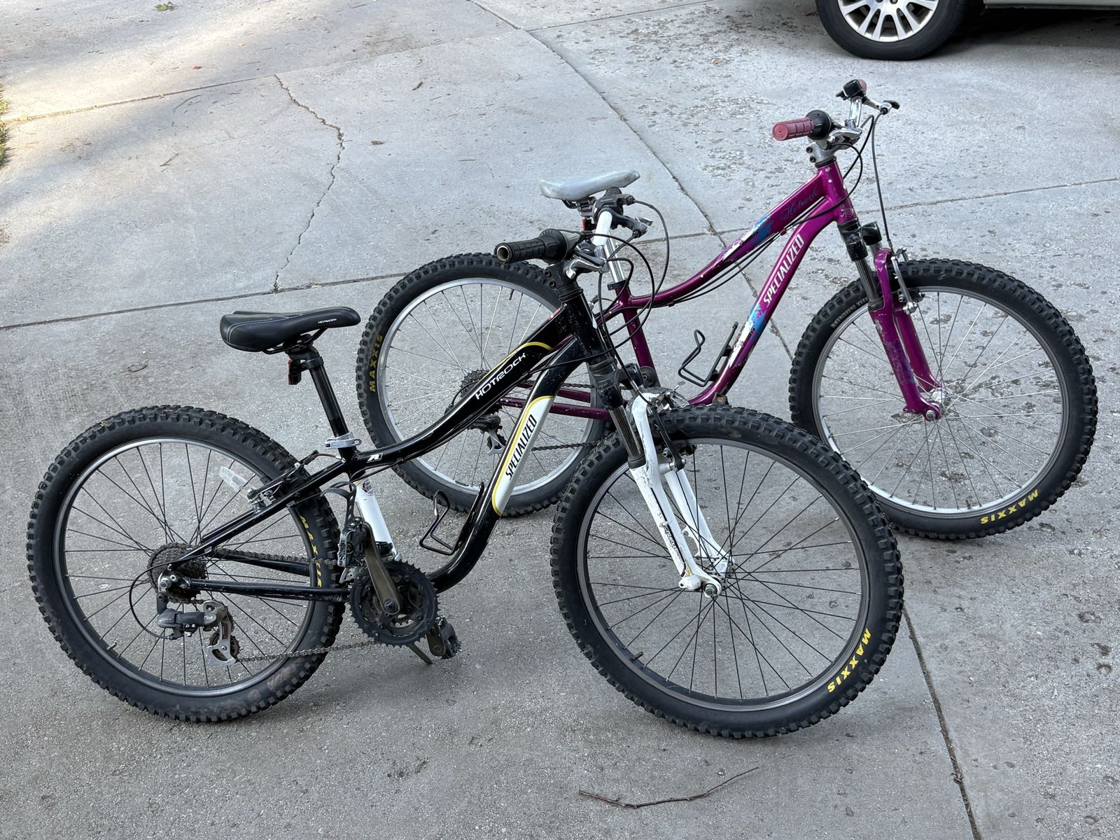 2 Specialized 24” hot rock bicycles 