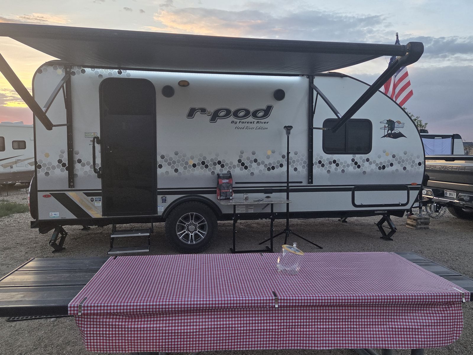 2022 Forest River R Pod 196