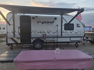 2022 Forest River R Pod 196