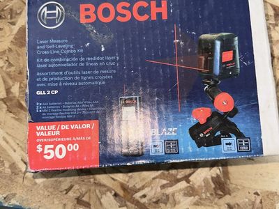 Bosch GLL 2 CP Laser Measure and Self-Leveling Cross-Line Combo Kit